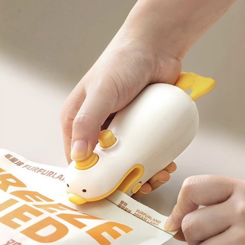 Cute Duck Rechargeable Handhel - đánh giá và giá Snacks Food In Us